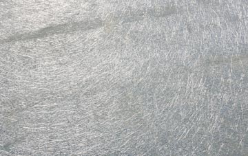 Neen Sollars laminate fibreglass or shingles?